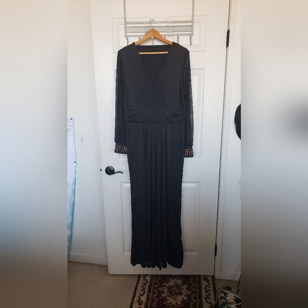 Pre owned Jumpsuit Plus Size 2X Mesh Long Sleeves V Neck Wide leg Pants